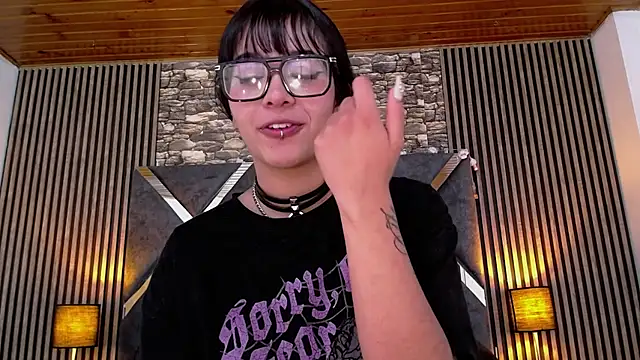 Czat XXX na żywo – Amy_channel