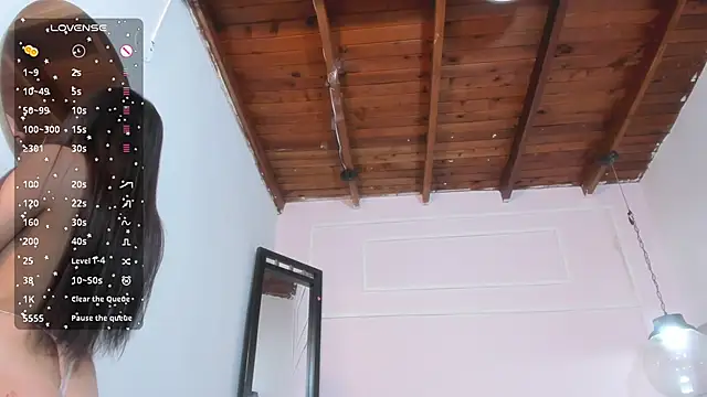 Izelevans' Live XXX Chat