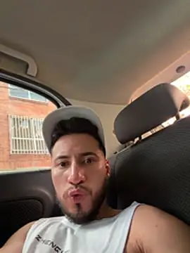 Show de Thiago_Hill na webcam