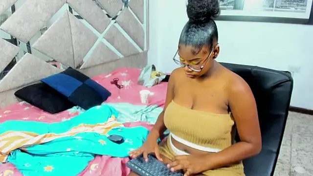 EvaxEmma Show Webcam