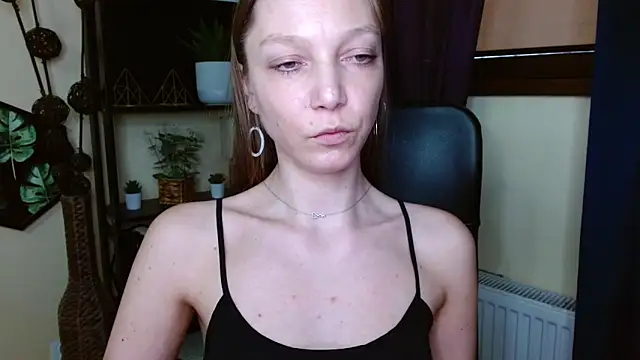 Chat XXX en directo de EmillyPlay