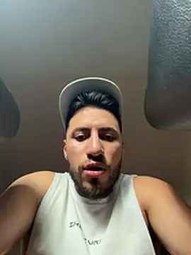 Chatroom XXX en direct de Thiago_Hill