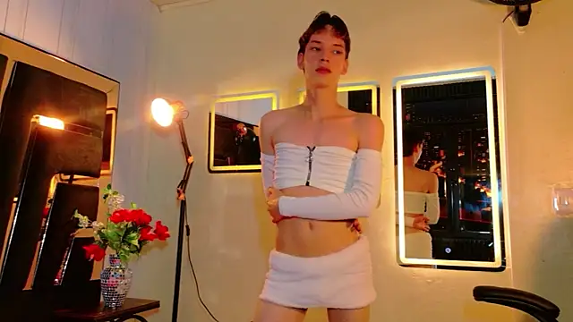 Stefany_PiInk Show in webcam