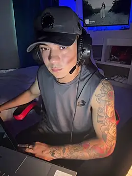 AngelLatinBoy Webcam-Show