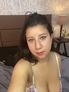 Chloe014_ Live XXX-chat