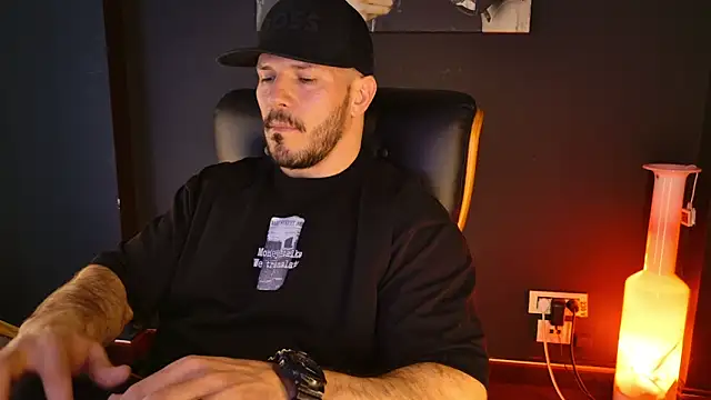 AngeloEric Chat XXX live