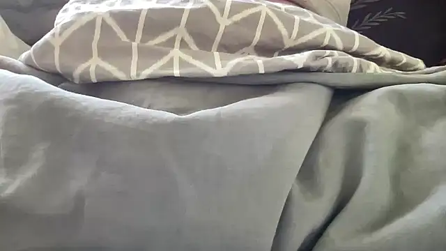 kitt_kiss' Live XXX Chat