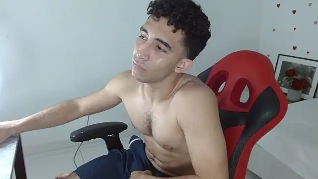 Chatroom XXX en direct de Caius_fox