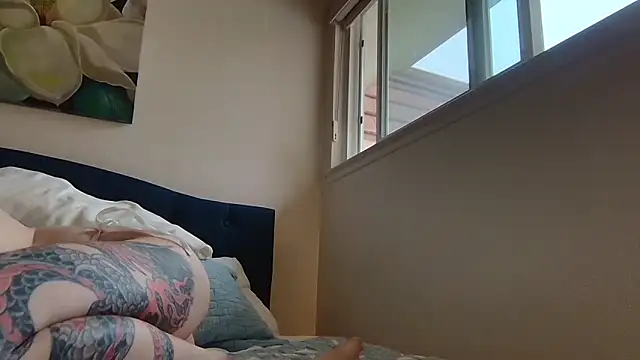 lavender_spitsn Live XXX chat