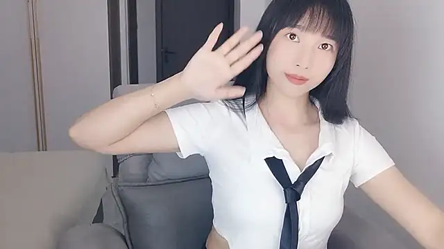 Lisa-3333 – Live XXX-chat