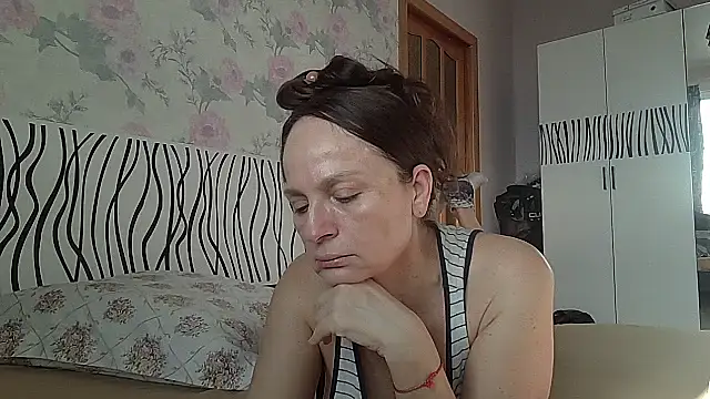 Show modela LindaStarS na web-kameri