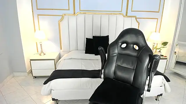 Онлайн чат XXX Sophie_nolie