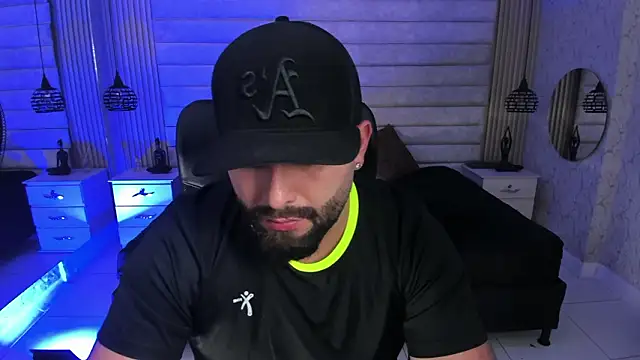 Chatroom XXX en direct de jhon_bear03