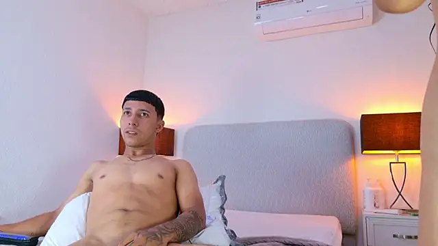 Show de webcam de mia_jack_w