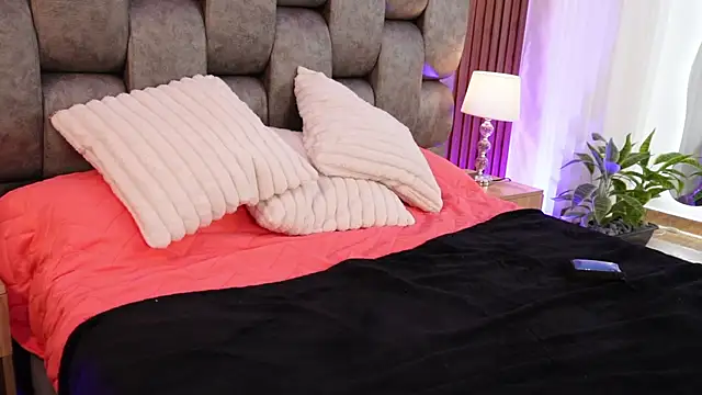 Chloe_Harriss 现场XXX聊天