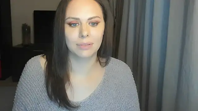 XXX chat uživo modela MollyCheiz