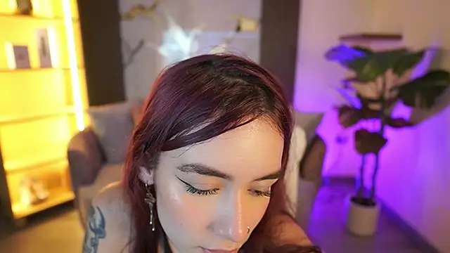 XXX chat uživo modela TessaaFox