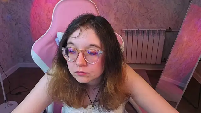 Aleks-caster's Live XXX Chat