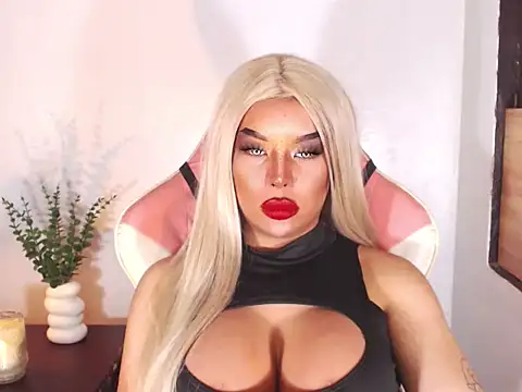 Zandralopez 网络视讯表演