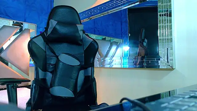 Oliver_Jamees Webcam-Show