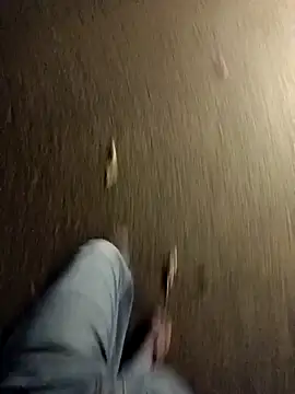 Rocky-badboy_cum4me Webcamshow