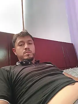 Show modela Bruce_Wayne188 na web-kameri