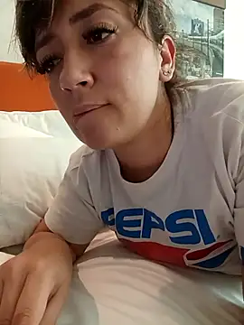 tata_sanz_'s Live XXX Chat