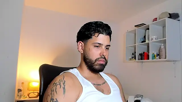 Justyn_Torres Adlı Modelin Web Kamerası Şovu