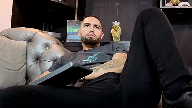 Chatroom XXX en direct de matteosantos