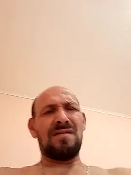 Czat XXX na żywo – Gunai78