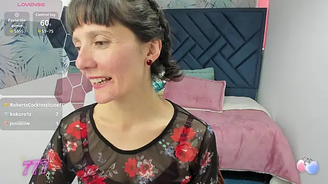 Chat XXX en directo de Valery_More__