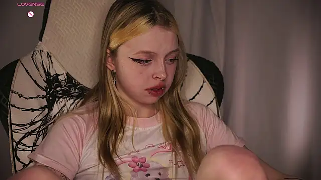 ElvenQueen Live XXX-Chat