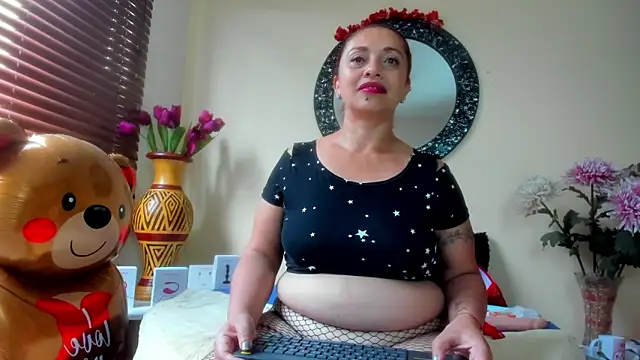 Chat XXX en directo de Maye_Milf_