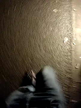 Czat XXX na żywo – Rocky-badboy_cum4me