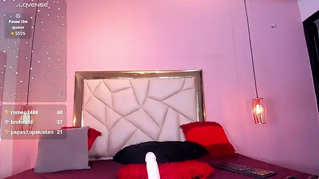 lorena_gomezz1 Chat XXX live