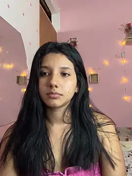 emmariders2's Live XXX Chat