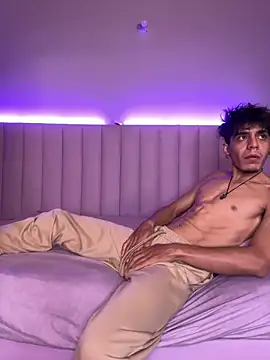 abrilandjulian's Live XXX Chat