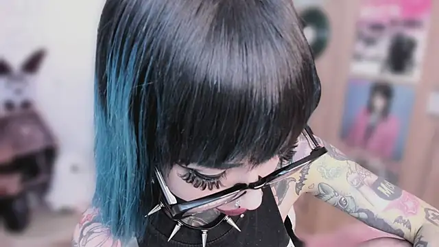 Czat XXX na żywo – shes_creepy