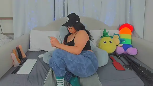 MeghanXO webkamerás műsora