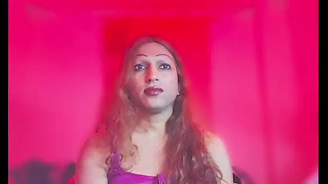 Chat +18 de NylaSin ao vivo