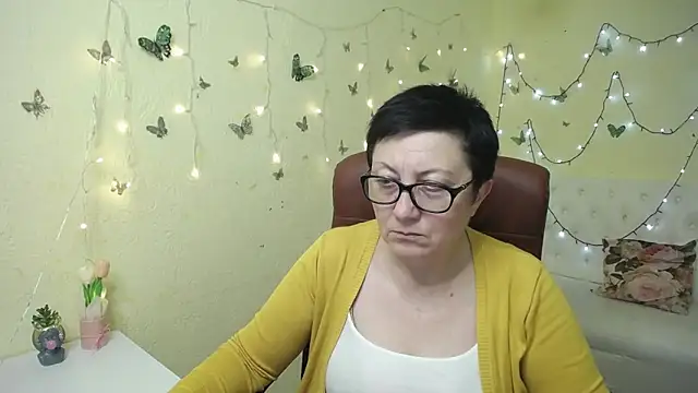 EmilyL0ve – Live XXX-chat