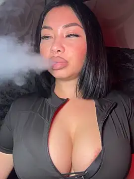 LaaadyDaaamn webcam show