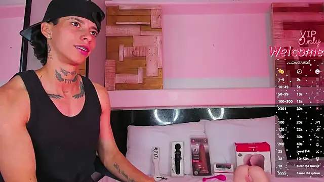 AmberAdams_ Adlı Modelin Canlı XXX Sohbeti