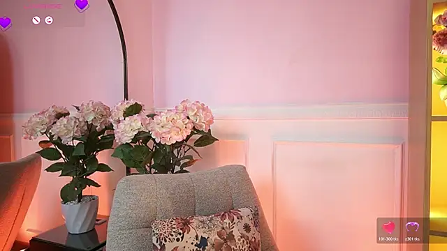 Онлайн чат XXX MilaCrave