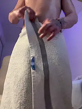 TitanNoir – Naživo XXX chat