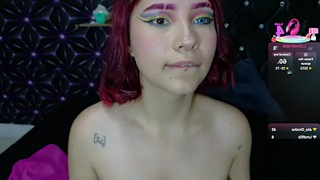 Megam_white Adlı Modelin Canlı XXX Sohbeti