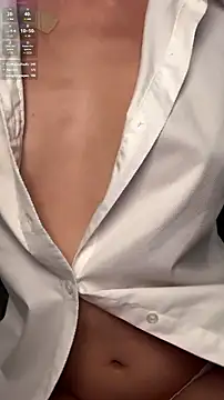 Cici250808 在線直播表演