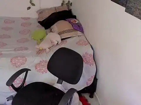 chloe_kissesのライブXXXチャット