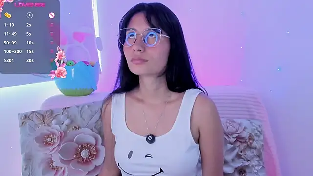 NayeCloud Chat XXX live