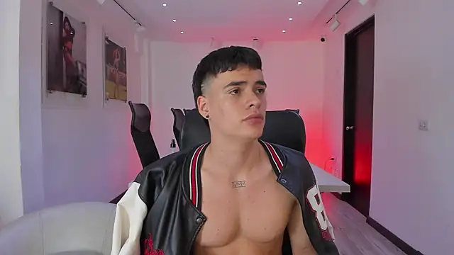 BenitoSaenzのライブXXXチャット